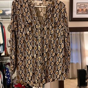 Michael Kors M animal print shirt